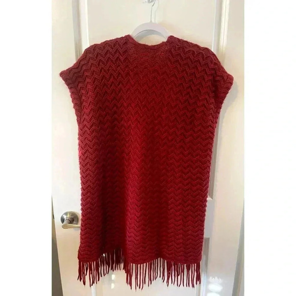 Women's Sleeveless Zig-Zag Knit Open Front Poncho Cardigan Vest with Fringe OS - Picture 2 of 4